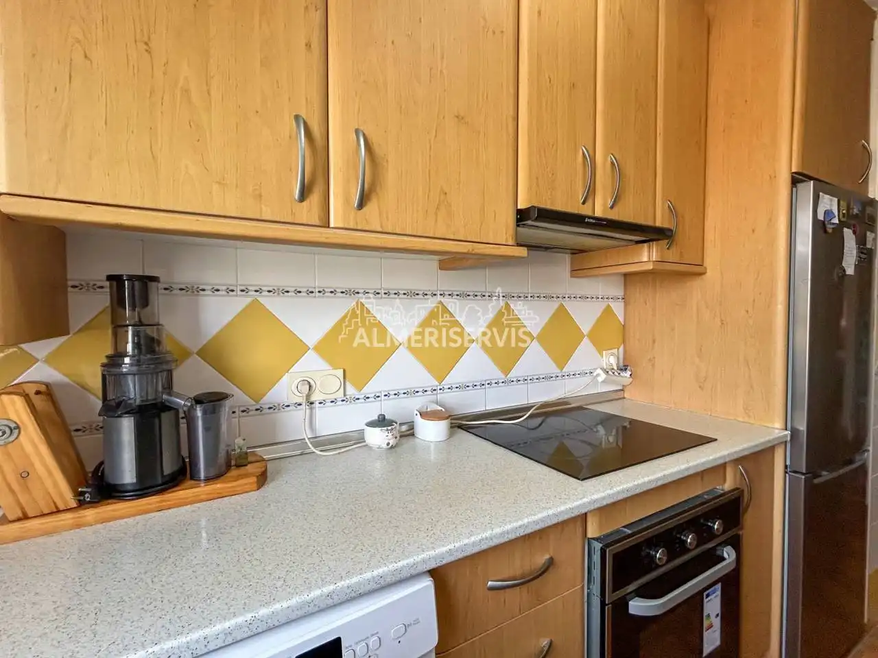 Cocina de Piso de alquiler en El Ejido con Terraza, Amueblado y Piscina comunitaria