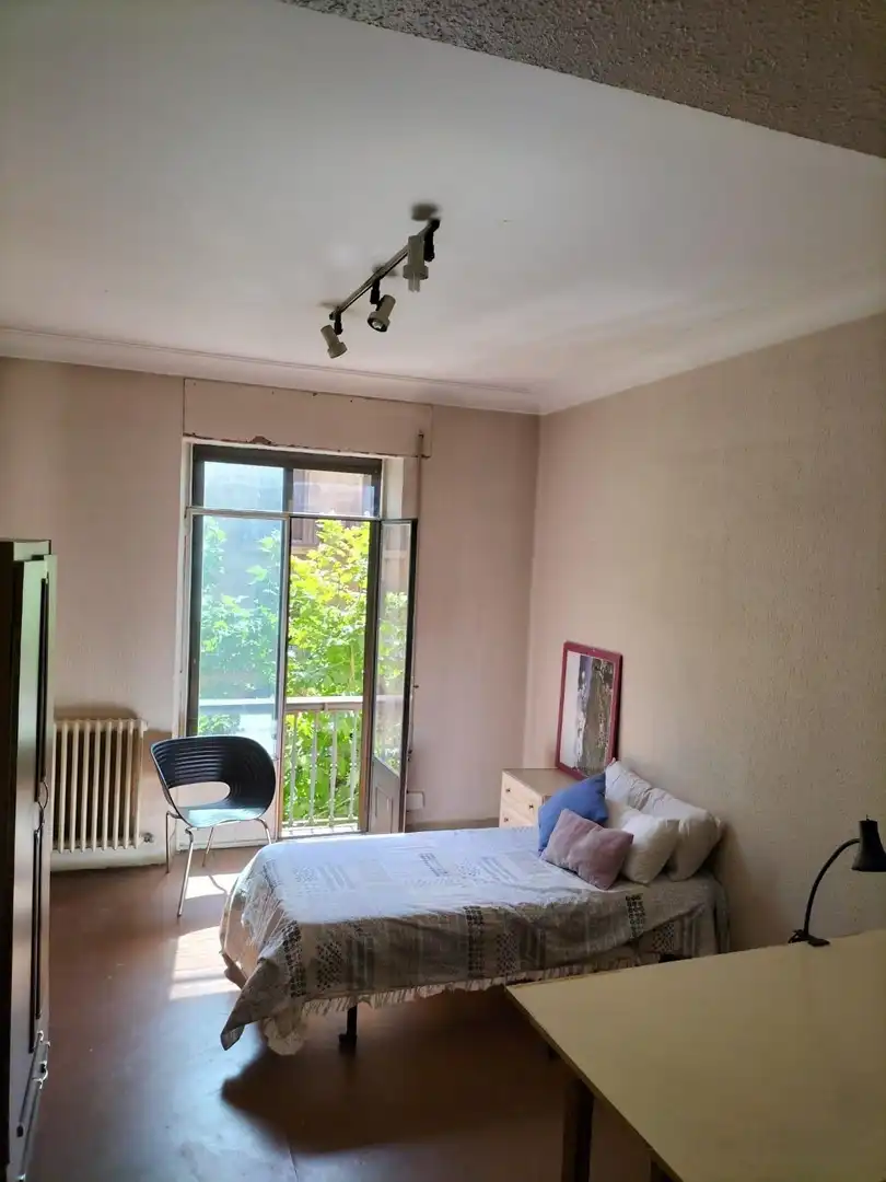 Bedroom of Flat for rent in Salamanca  with Heating, Furnished and Balcony