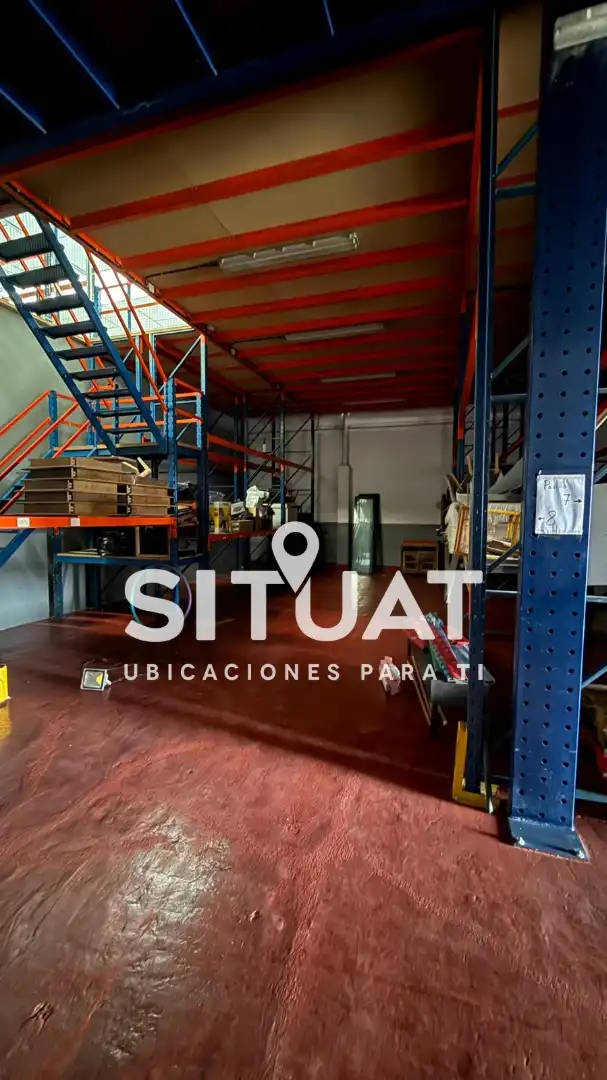 Nau industrial en venda en Santa Coloma de Cervelló amb Calefacció i Alarma