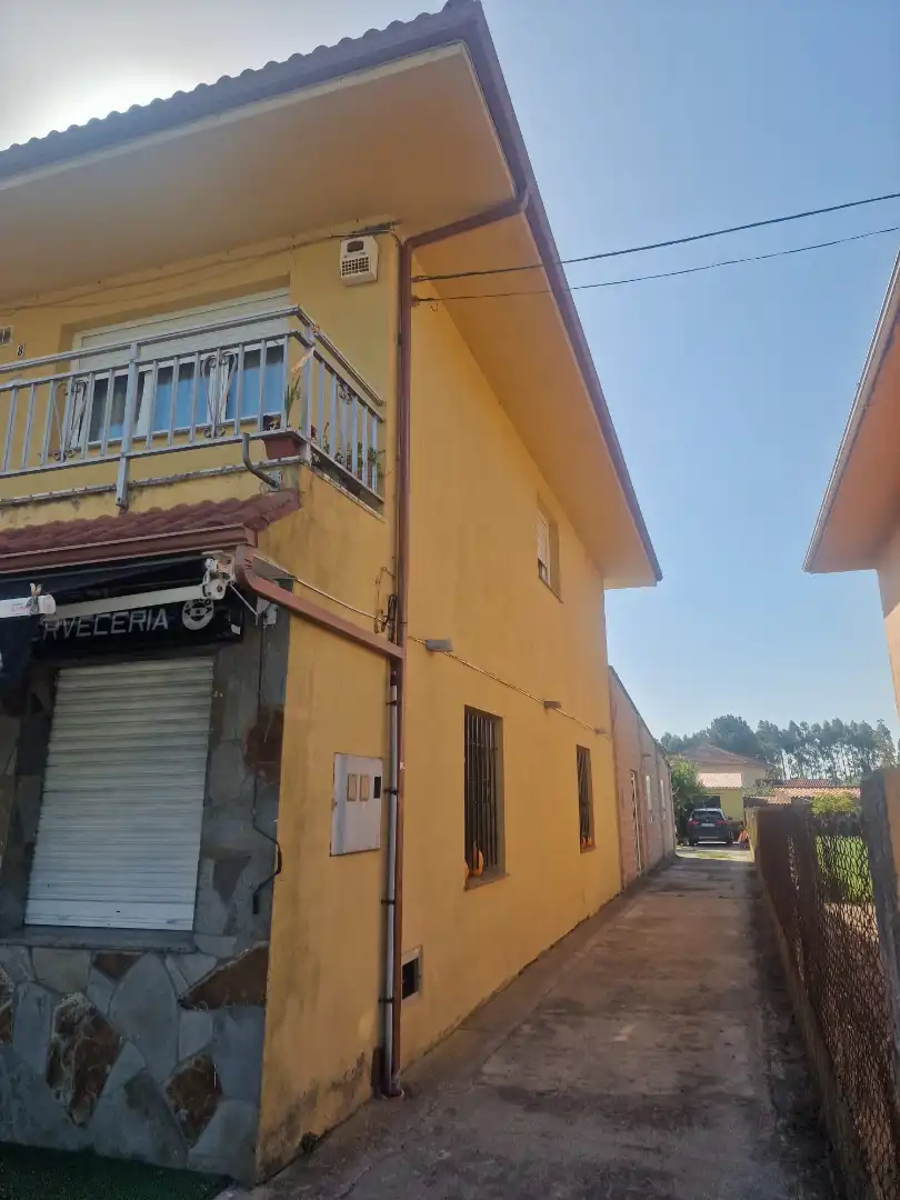 Außenansicht von Haus oder Chalet zum Verkauf in Boimorto mit Heizung, Privatgarten und Terrasse