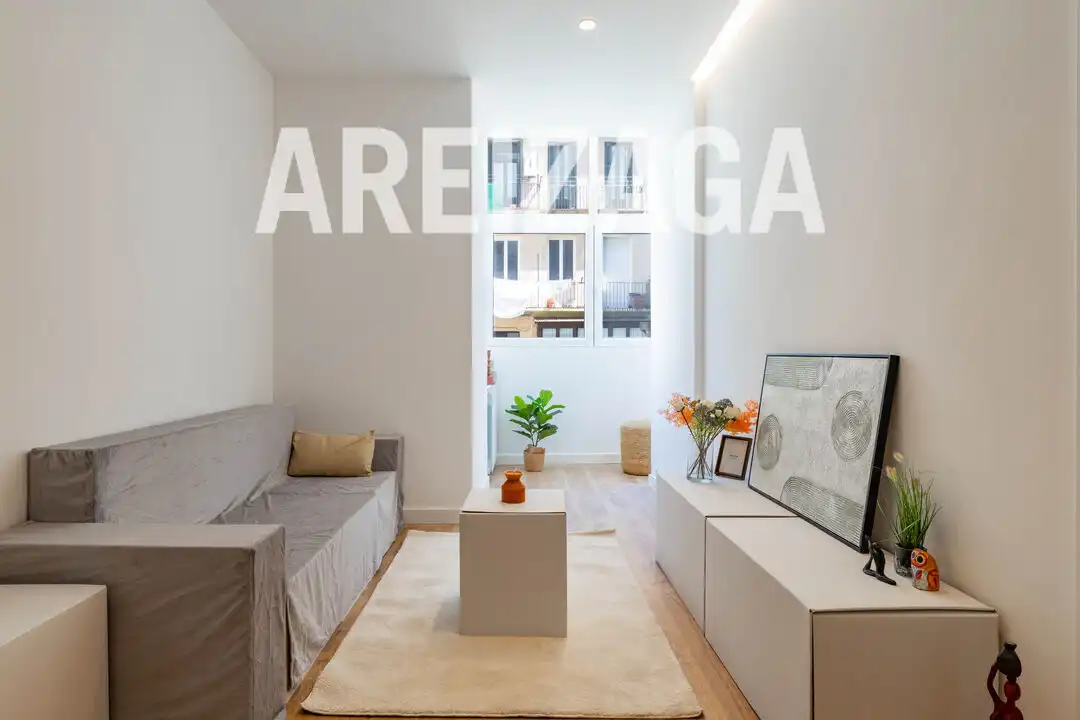 Sala de estar de Piso en venta en Donostia - San Sebastián  con Calefacción, Terraza y Balcón