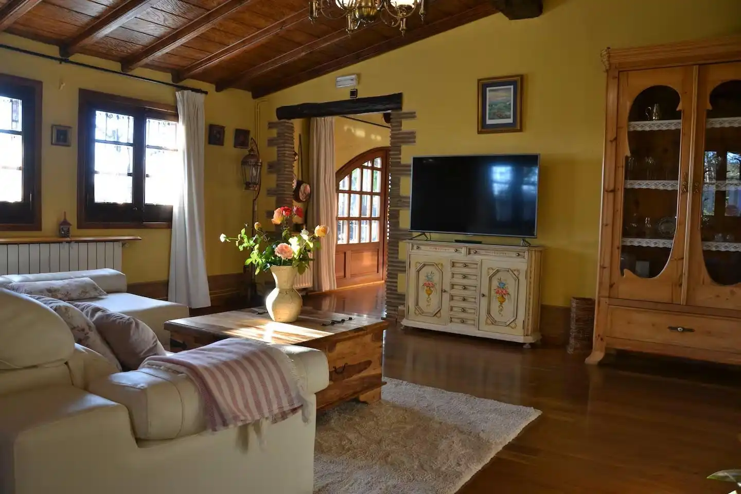 Living room of Commercial properties for sale in Peralada