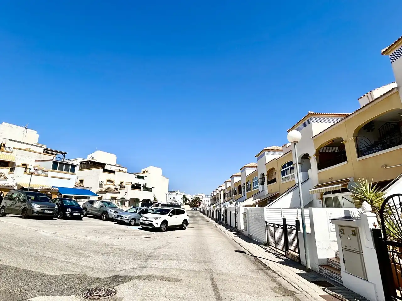 Exterior view of Attic for sale in Orihuela  with Air Conditioner, Terrace and Storage room
