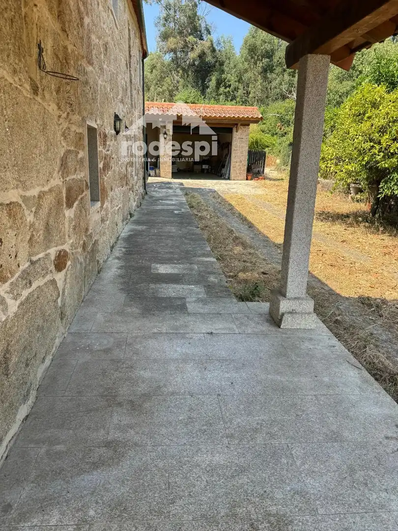 Casa o chalet en venta en As Neves   con Calefacción, Trastero y Piscina