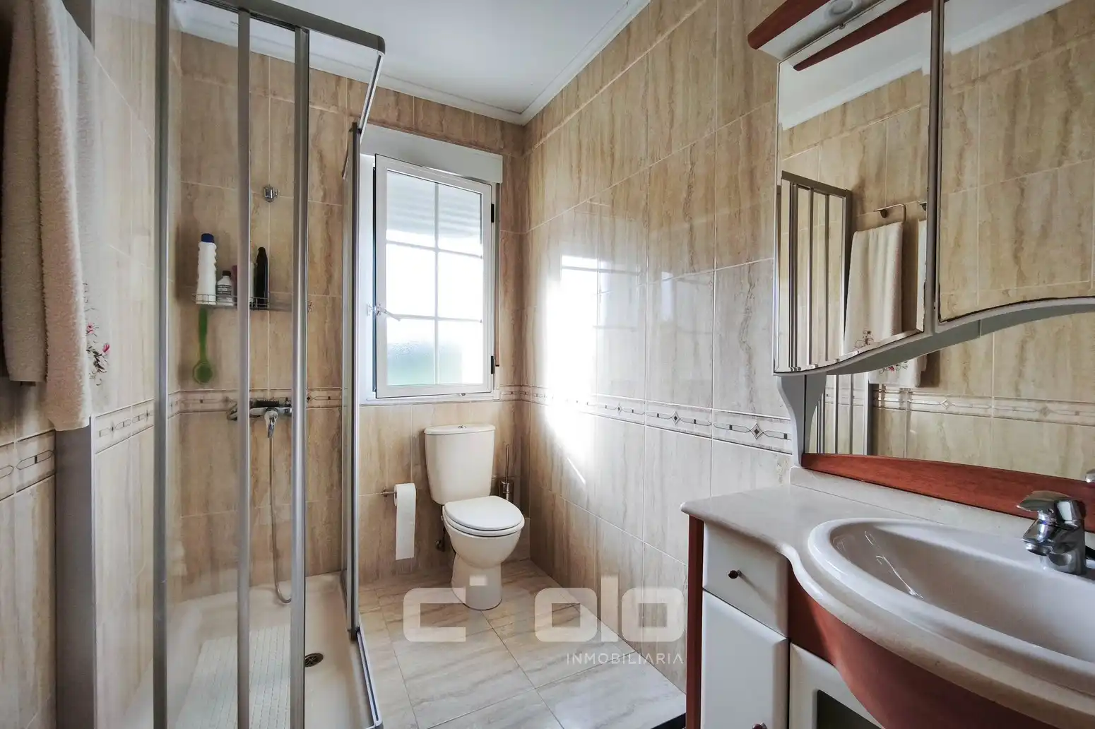 Bathroom of Houses for sale in Begonte  with Heating, Parquet flooring and Storage room