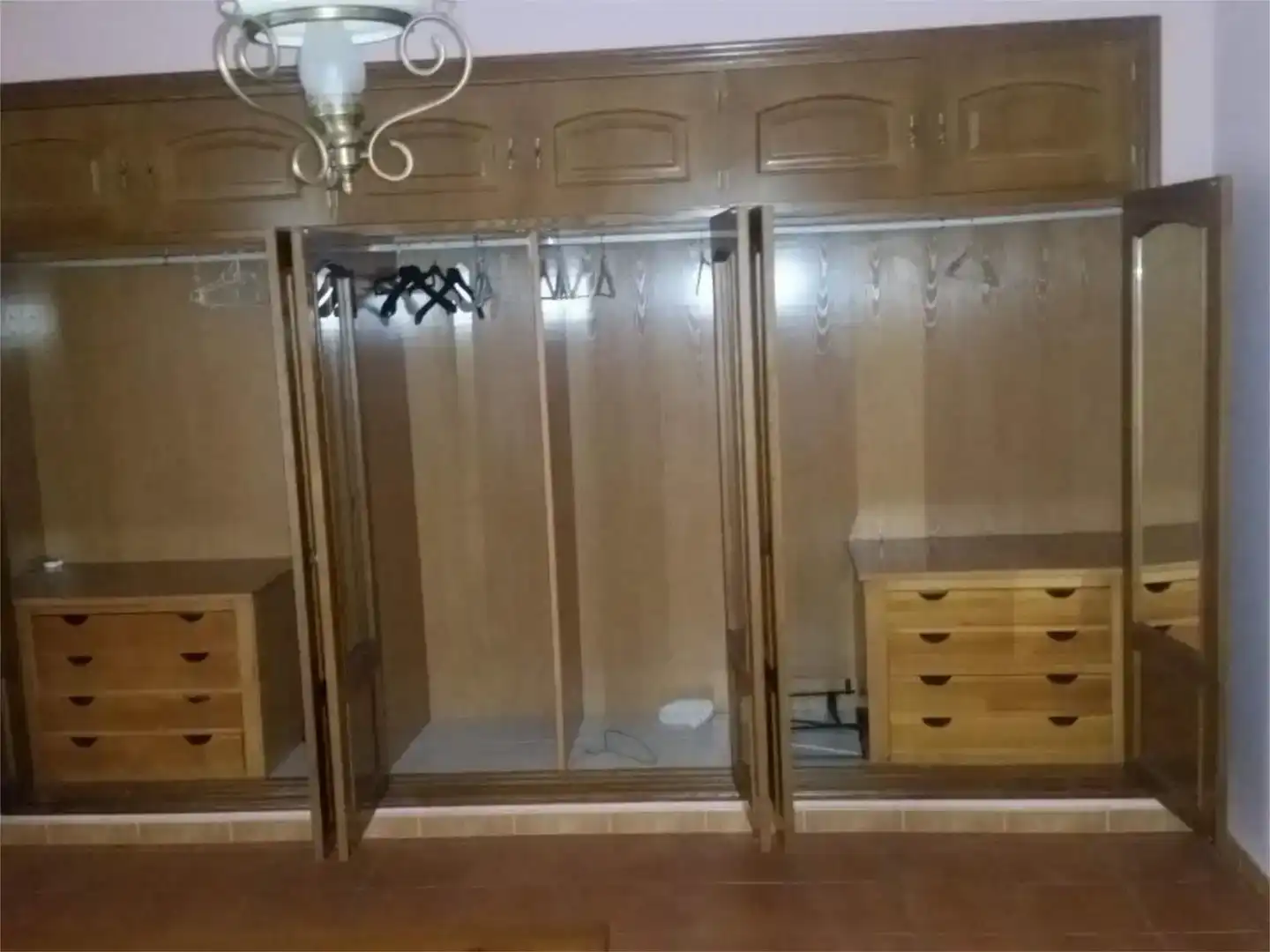 Habitación de Piso en venta en La Algaba con Aire acondicionado, Trastero y Amueblado