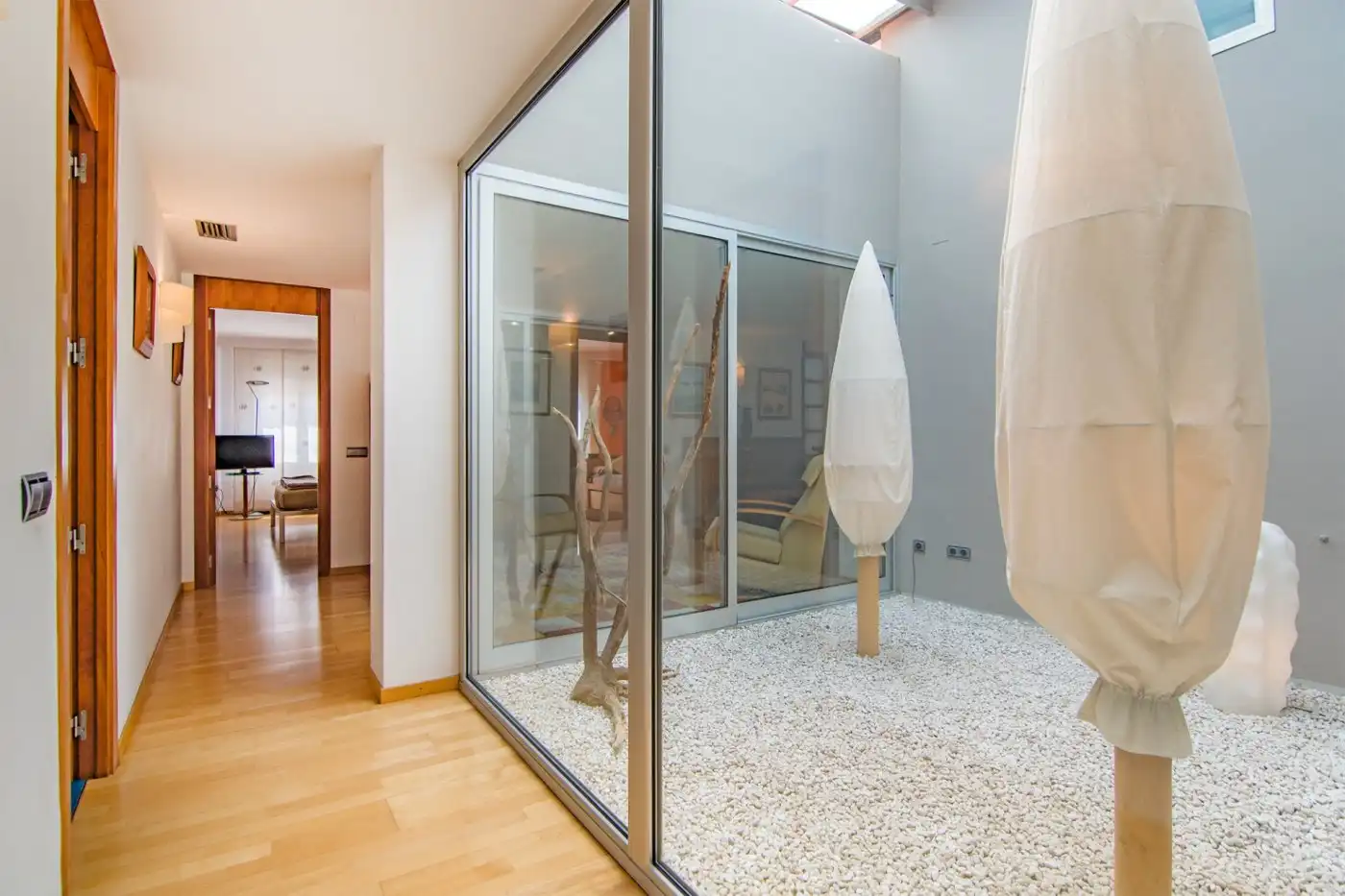 Houses for sale in Calle COMPOSITOR JOAQUIM SERRA, 3, Eixample - Horta Capallera