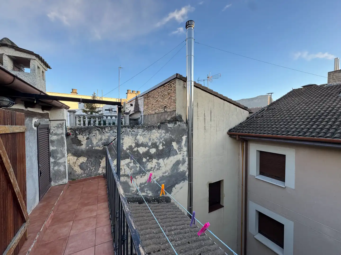 Vista exterior de Ático en venta en Jaca con Terraza, Trastero y Amueblado