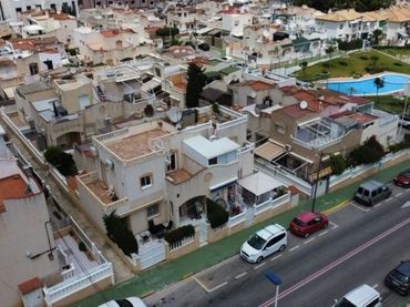 Dúplex amb piscina en venda a Los Balcones - Los Altos