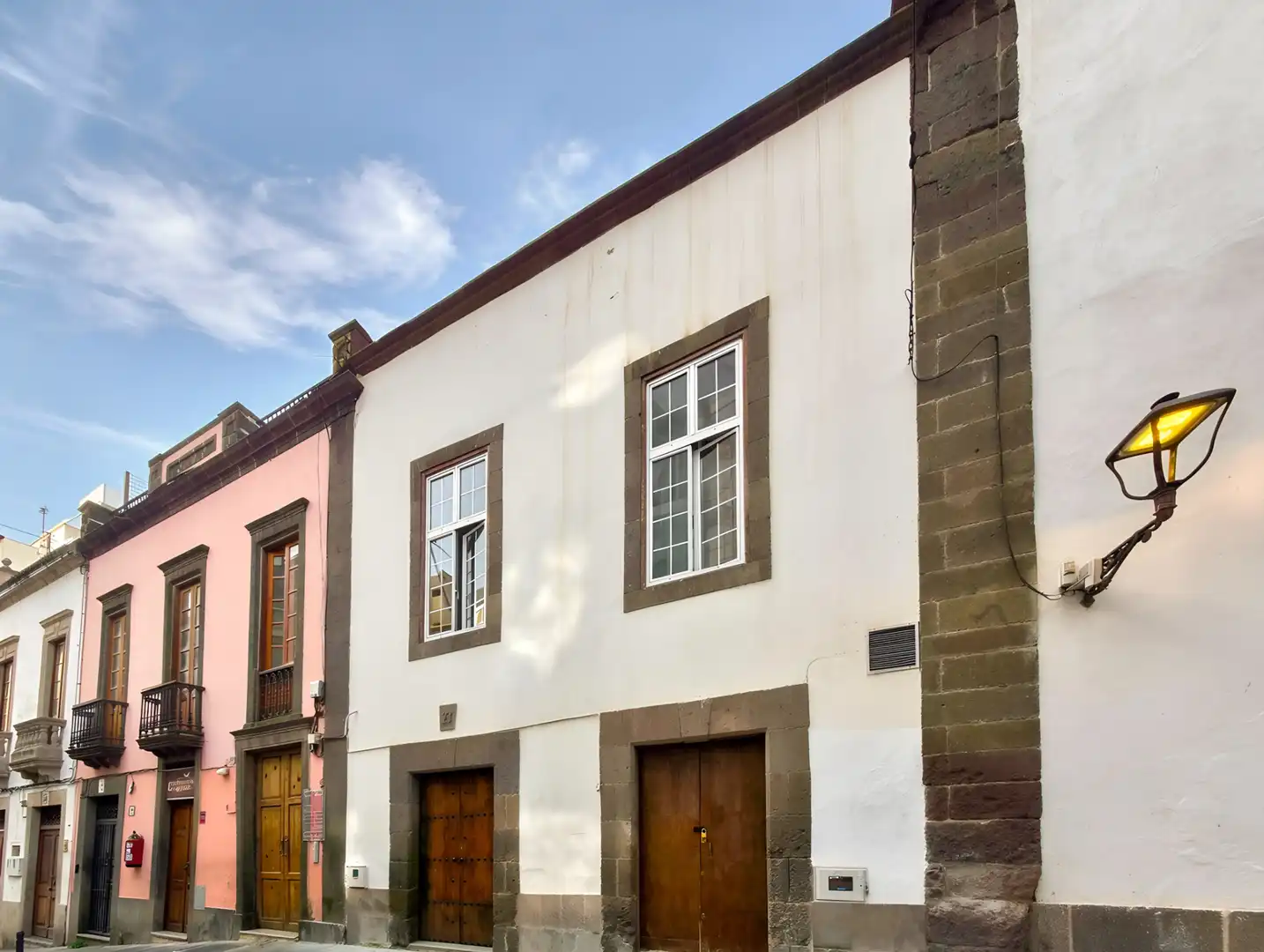 Vista exterior de Casa o xalet en venda en Las Palmas de Gran Canaria amb Terrassa, Traster i Moblat