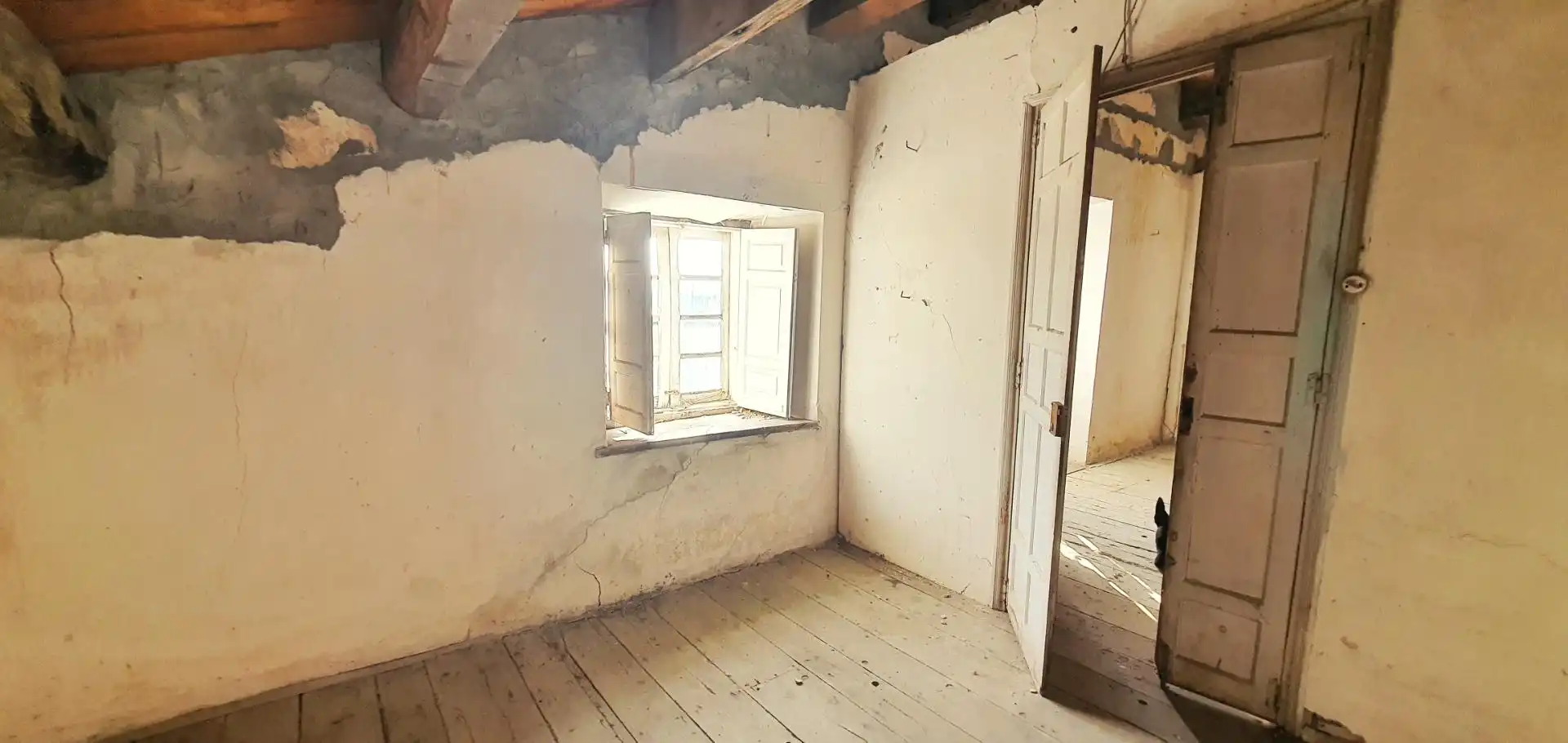 Finca rústica en venta en Castropol con Jardín privado, Trastero y Balcón