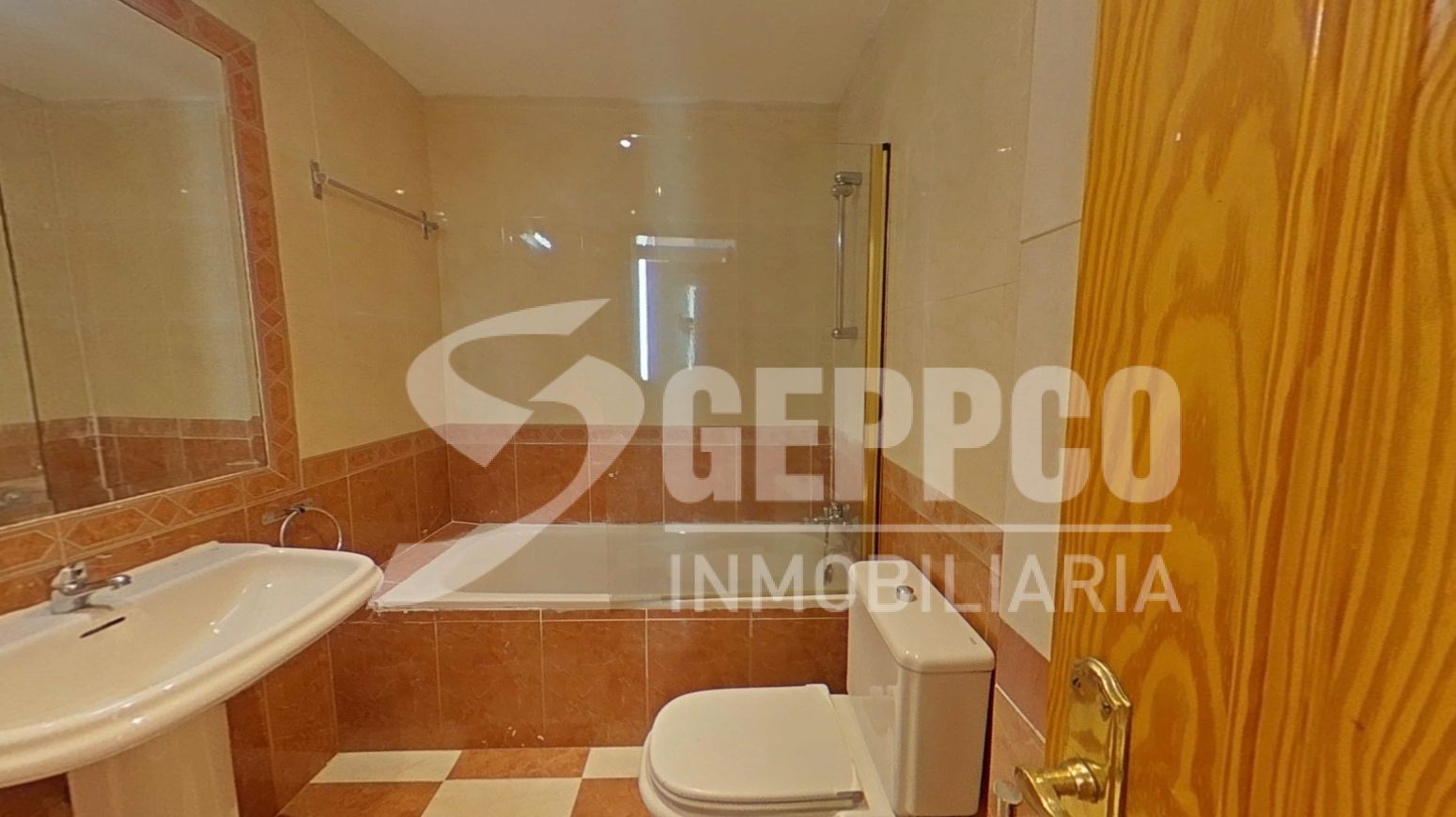 Bathroom of Flat for sale in  Madrid Capital