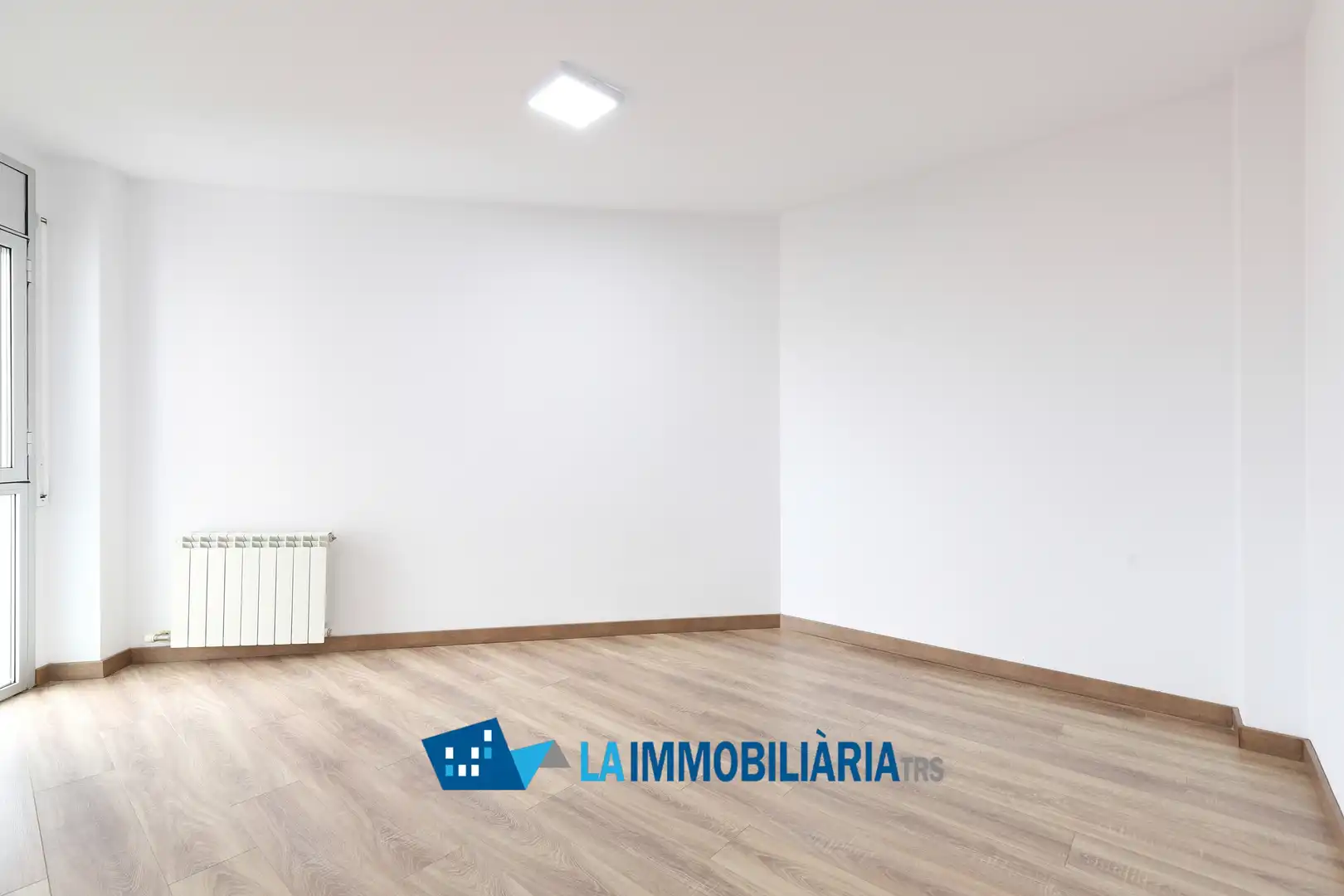 Sala d'estar de Pis en venda en Terrassa amb Aire condicionat, Calefacció i Balcó