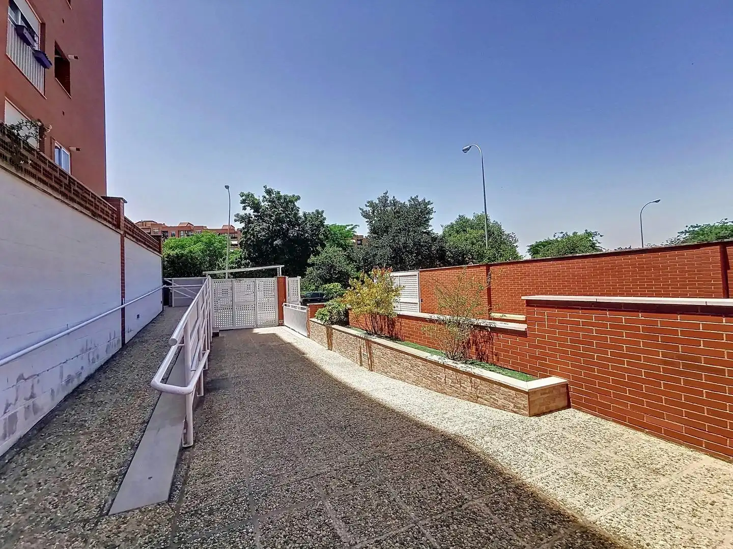 Ground floor with lift to rent in Calle Profesor Domínguez Ortiz, imagen 27