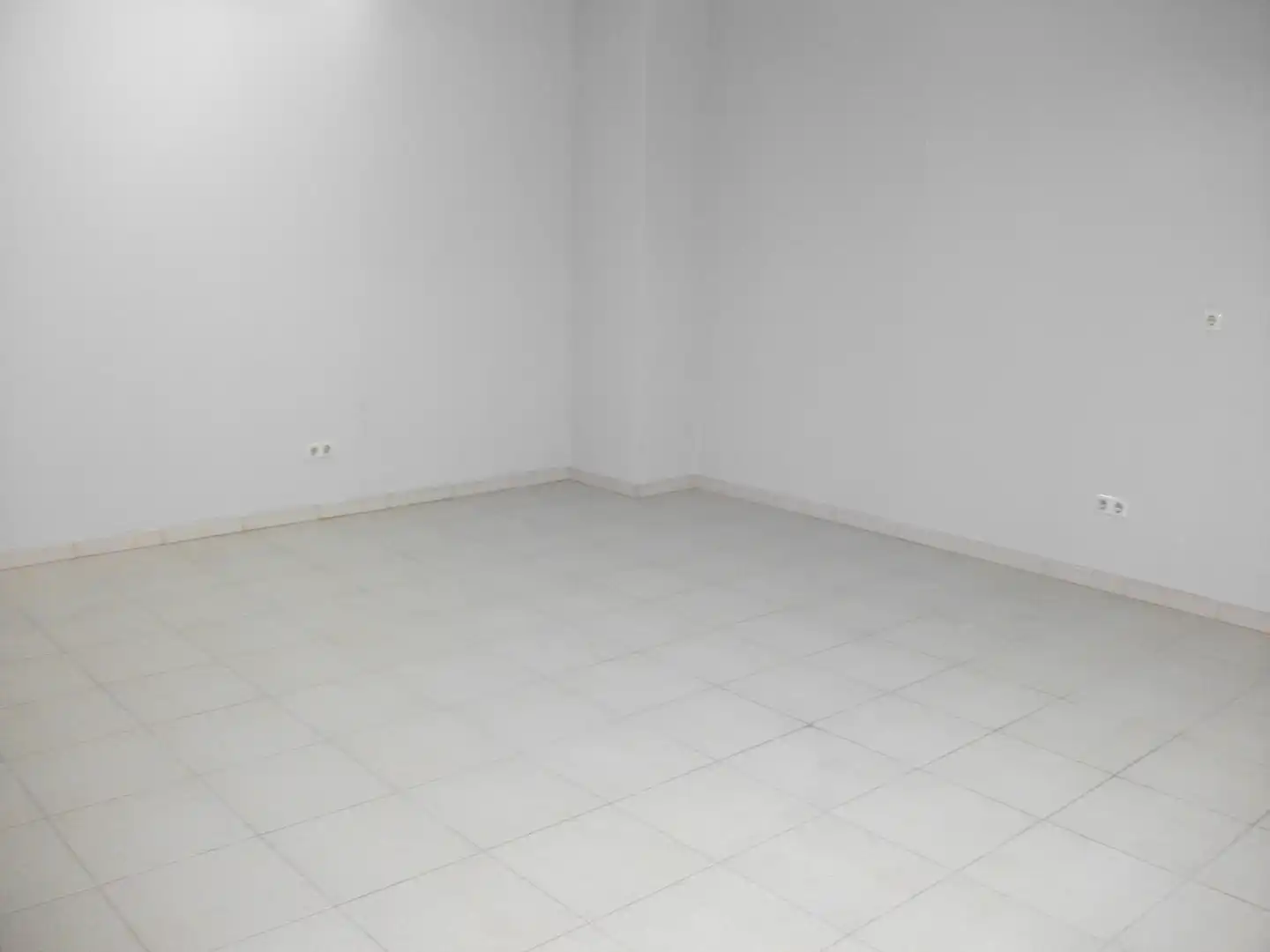 Local comercial en venda a Avenida da Gran Vía, imagen 5