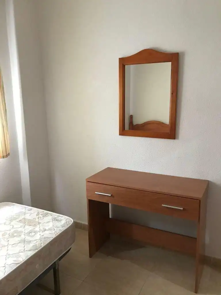 Habitación de Piso en venta en Chiclana de la Frontera con Amueblado