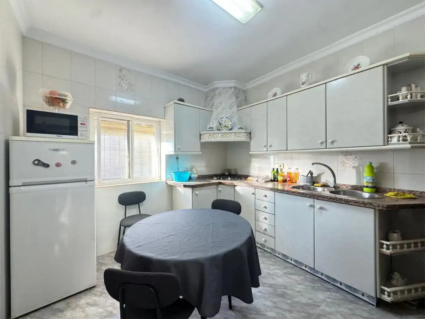 Cocina de Casa adosada en venta en Torrox con Balcón