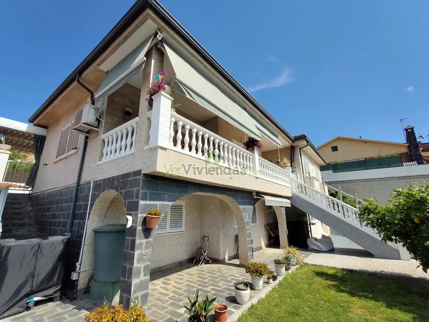 Vista exterior de Casa o chalet en venta en Castellbisbal con Aire acondicionado, Calefacción y Jardín privado
