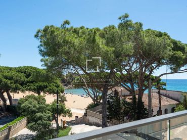 Appartamento con piscina in vendita a La Fosca - Cala Margarida