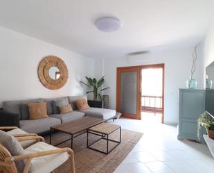 Living room of Flat for sale in Arrecife  with Air Conditioner, Terrace and Balcony