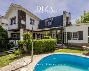 Single-family semi-detached for sale in Del Cerro de Valdemartín, Mirasierra