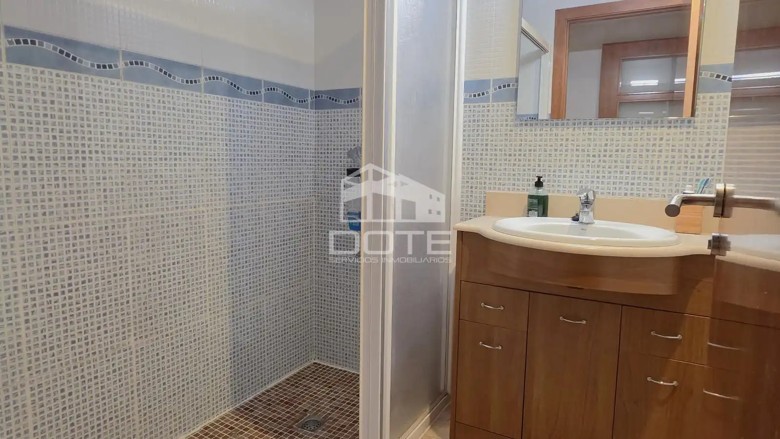 Baño de Piso en venta en Creixell con Aire acondicionado, Calefacción y Terraza