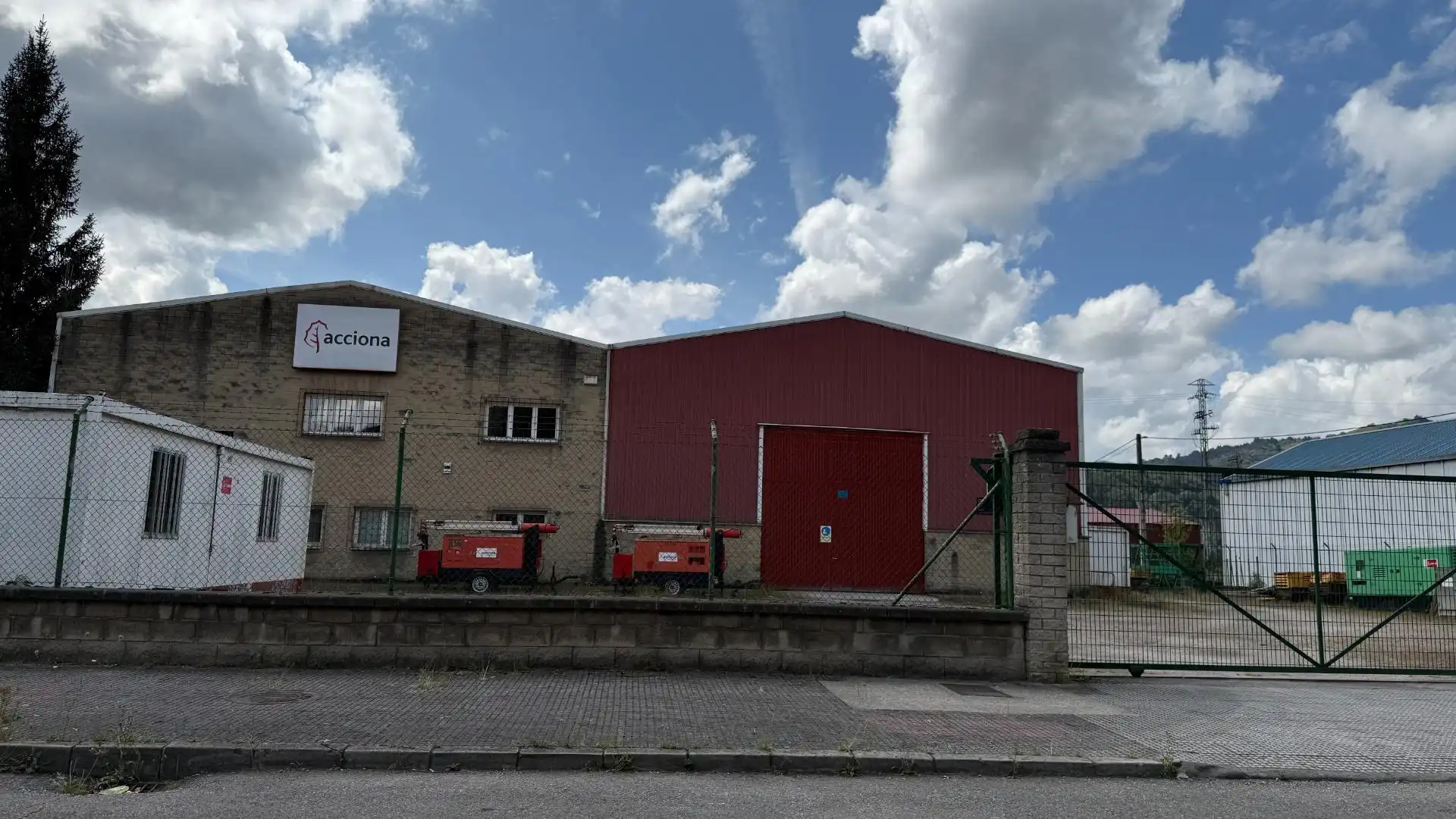 Exterior view of Industrial buildings for sale in Langreo