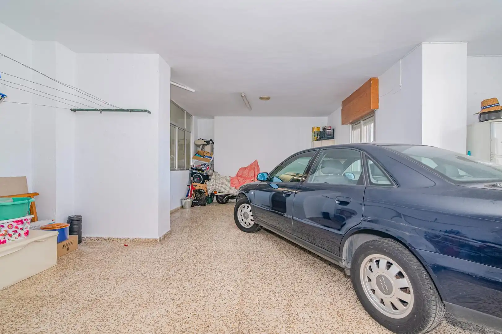 Parking de Casa o chalet en venta en Peligros con Terraza, Piscina y Amueblado