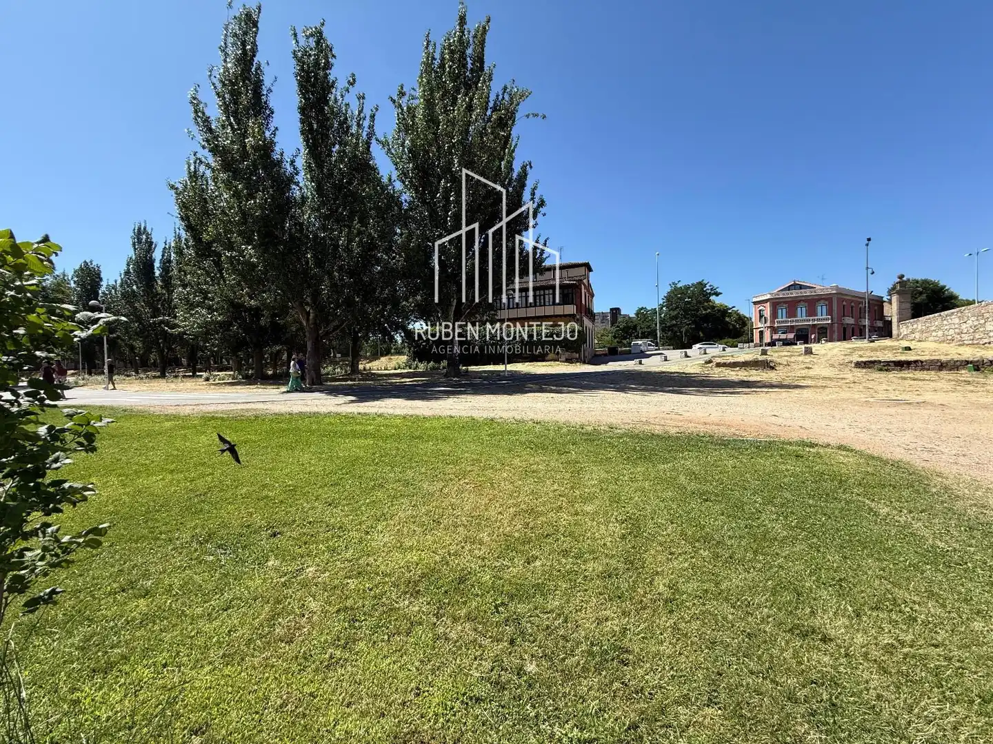 Einfamilien-Reihenhaus zur Miete in Salamanca mit Heizung, Terrasse und Abstellraum
