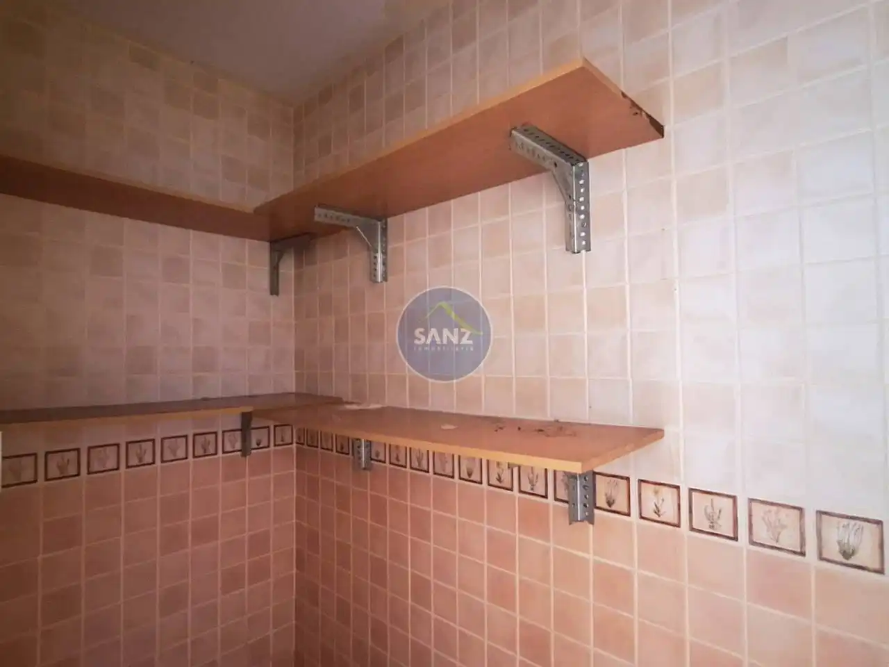 Flat with terrace for sale in Calle Calixto III, imagen 4