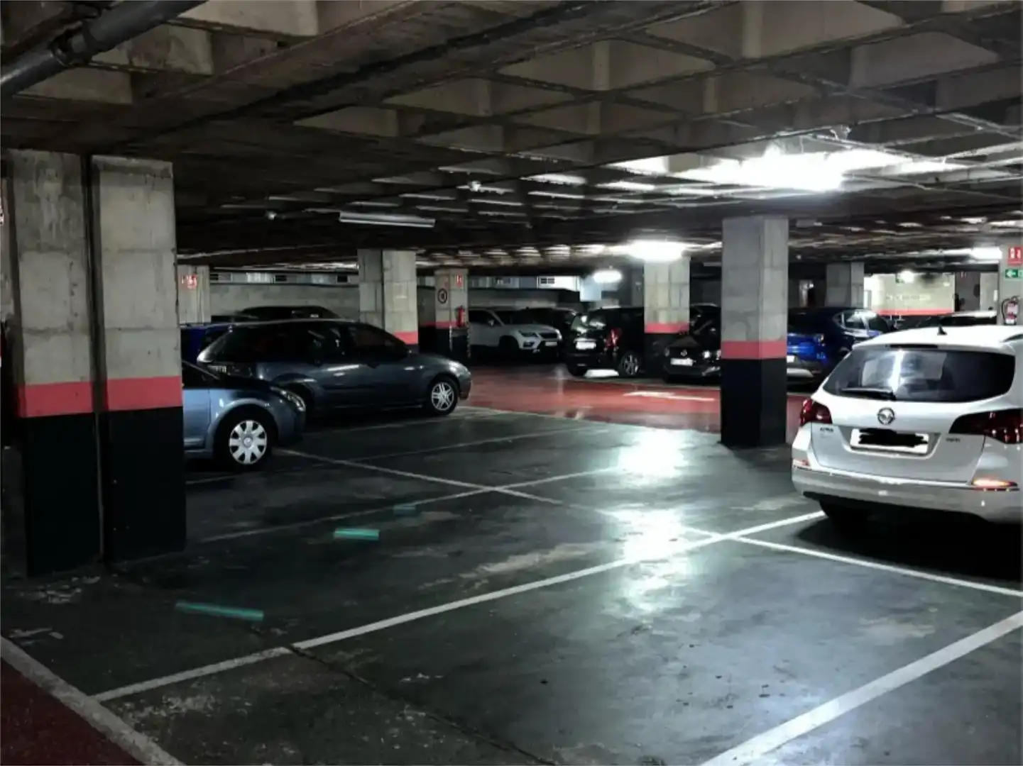 Parking de Garaje de alquiler en Les Planes  