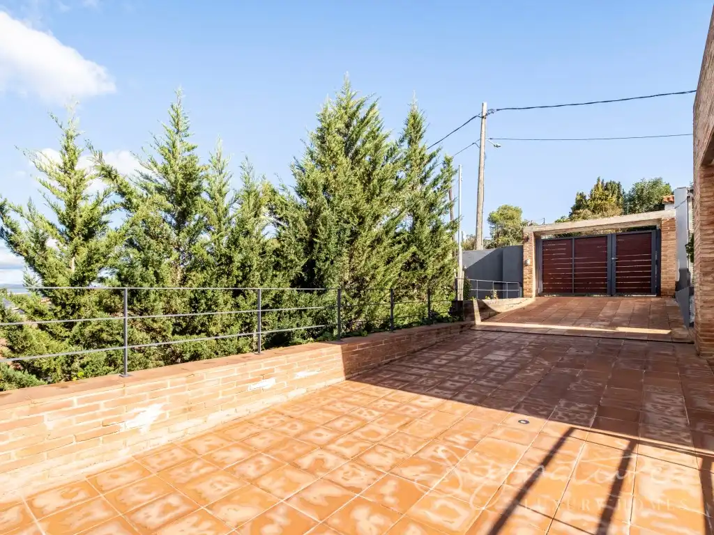 Terrassa de Casa o xalet en venda en Sant Cugat del Vallès amb Aire condicionat, Calefacció i Terrassa