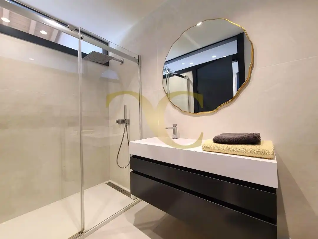 Bathroom of Houses for sale in Ribadesella  with Air Conditioner, Heating and Private garden