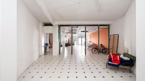 Local de 130 m2, diafano en Gojar, cerca del centro, en zona residencial con mucho paso de vehiculos, imatge 2
