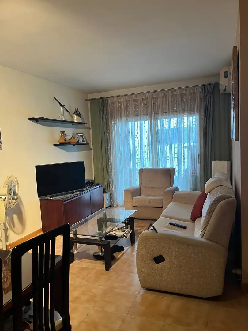 Sala de estar de Piso en venta en Barberà del Vallès con Calefacción, Terraza y Trastero