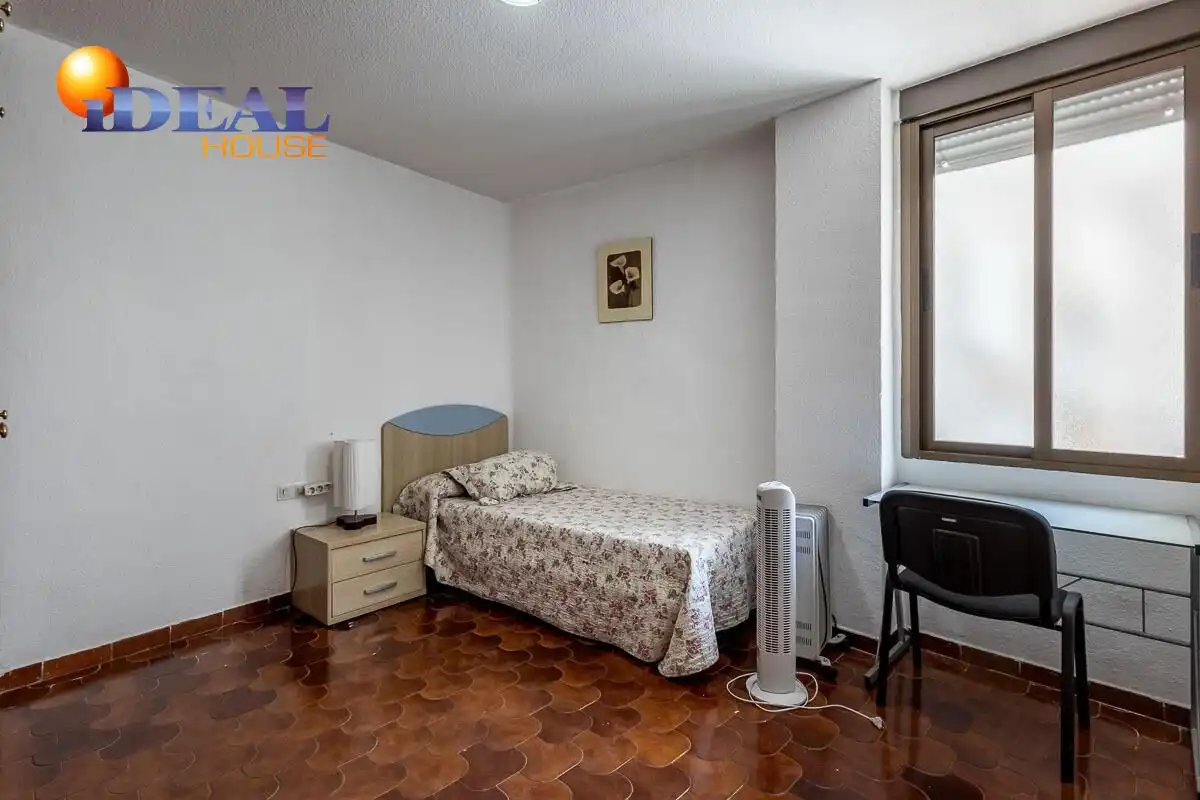 Flat with terrace for sale in Calle SAN ANTON 33, imagen 9