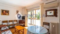 Sala d'estar de Pis en venda en  Madrid Capital amb Aire condicionat, Calefacció i Terrassa