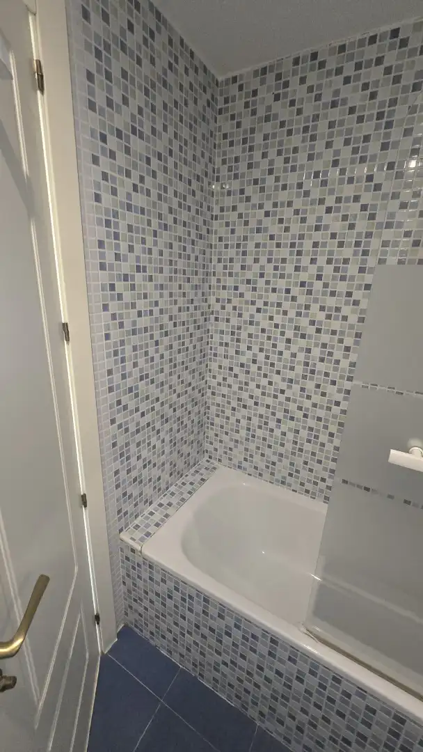 Baño de Piso en venta en Ocaña con Aire acondicionado, Calefacción y Trastero