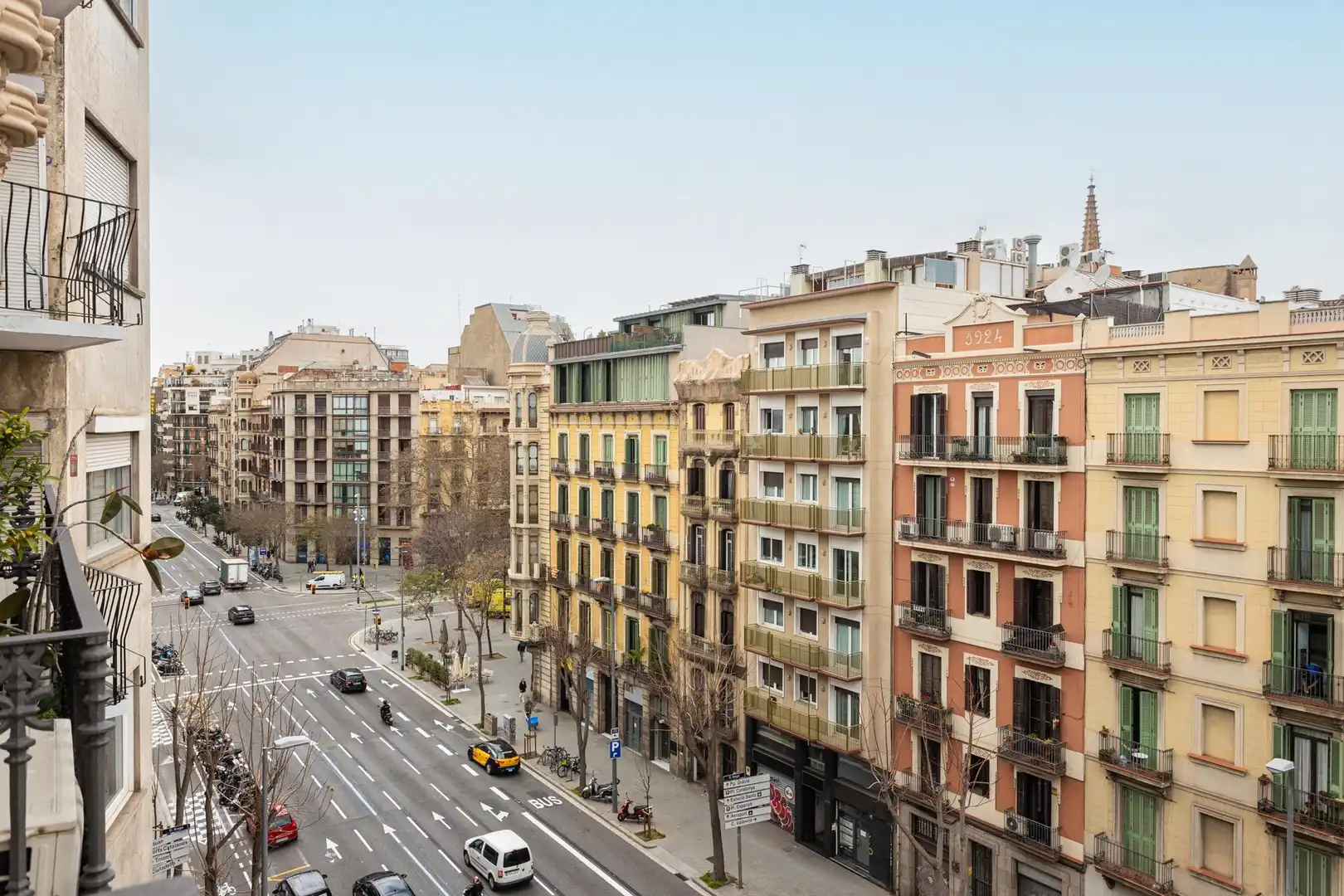 Vista exterior de Piso en venta en Barcelona con Aire acondicionado, Parquet y Amueblado