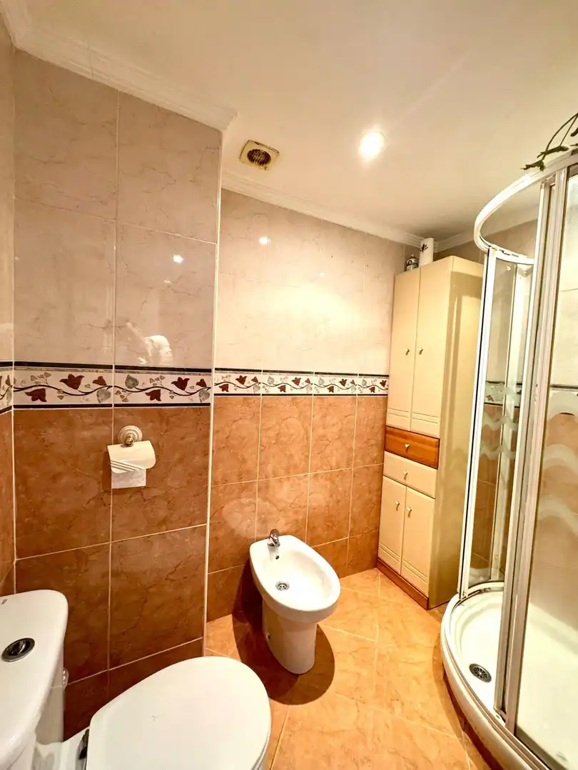Bathroom of Flat for sale in Málaga