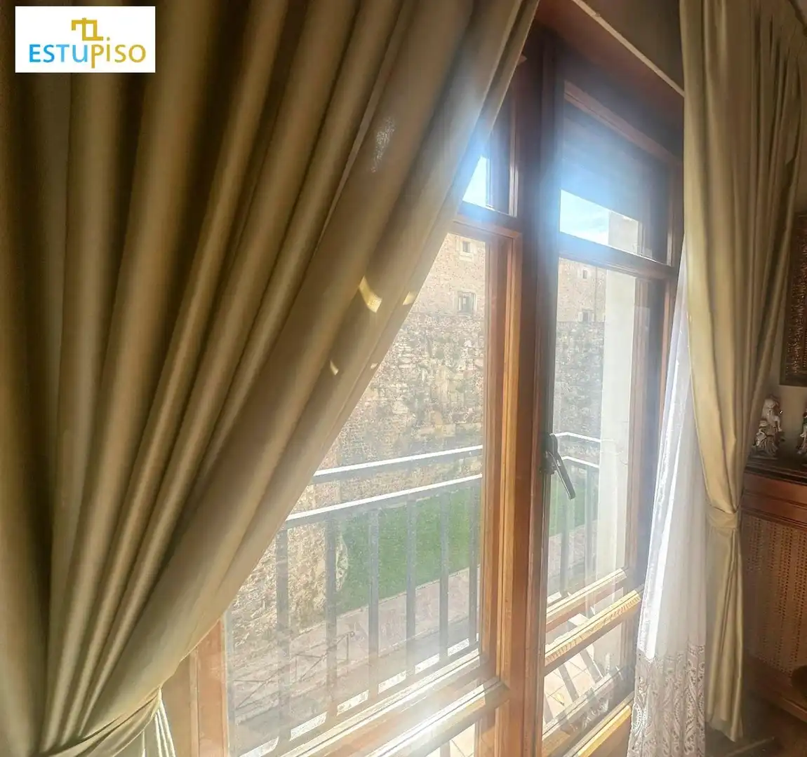 Terraza de Piso en venta en León Capital  con Calefacción, Terraza y Amueblado