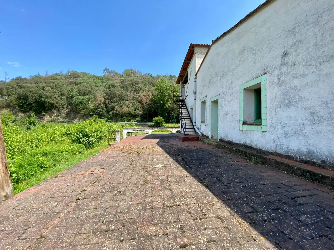 Vista exterior de Casa o xalet en venda en Sant Julià del Llor i Bonmatí amb Jardí privat, Terrassa i Traster