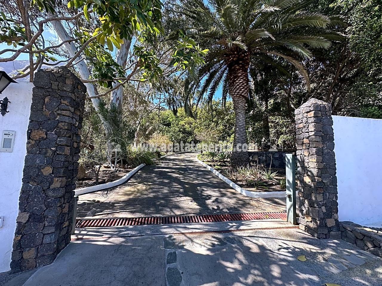 Country house for sale in Buenavista del Norte