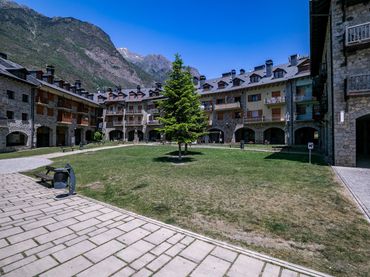 Locale commerciale in vendita a Benasque