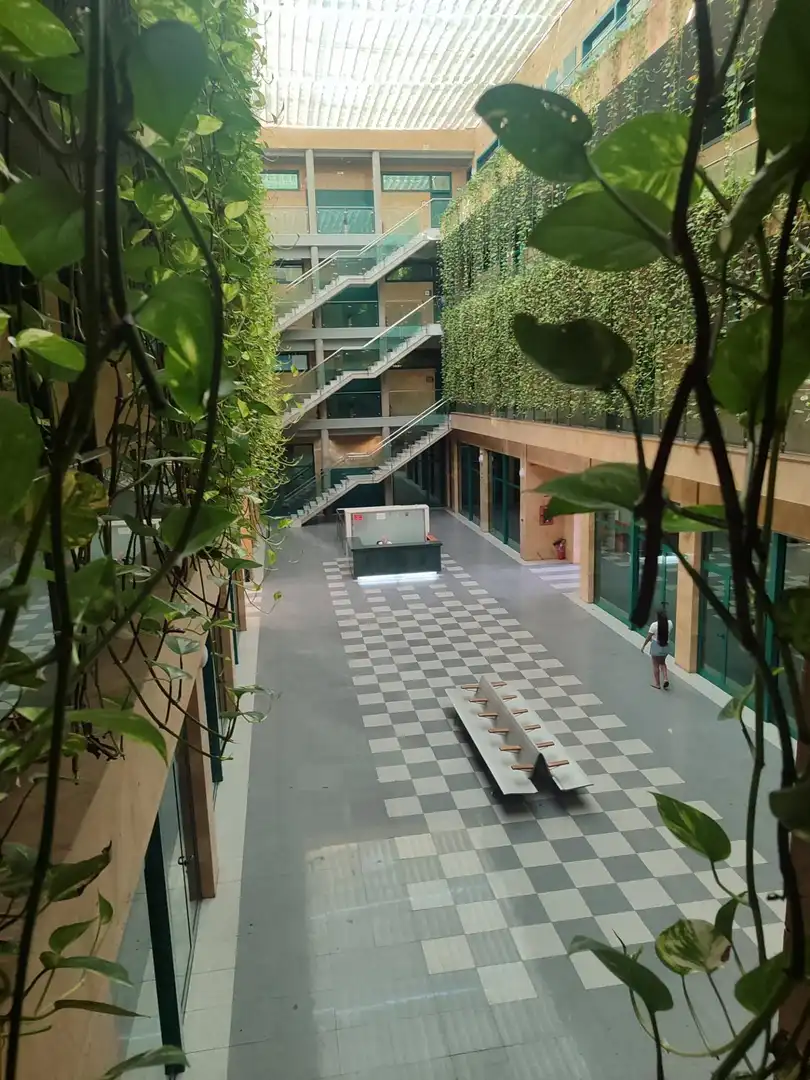 Oficina de alquiler en Sevilla con Aire acondicionado