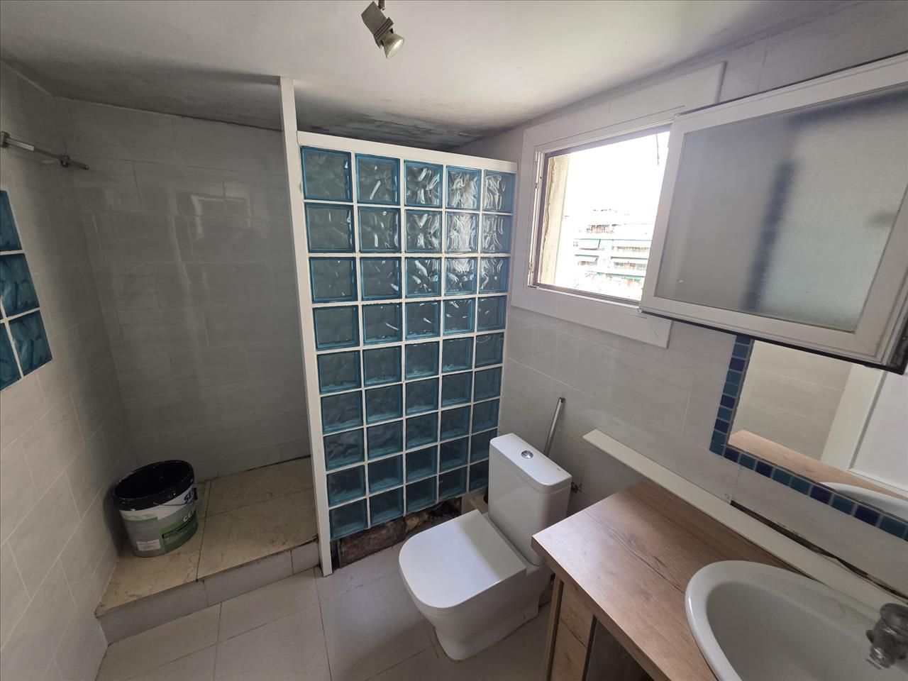 Bathroom of Attic for sale in Badalona  with Terrace
