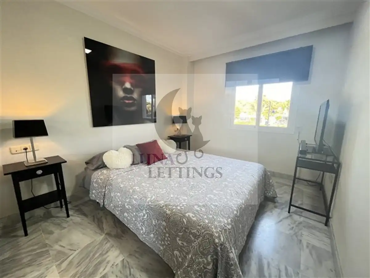 Appartement compact avec piscine à louer à Avenida Príncipe Salman e1, imagen 11