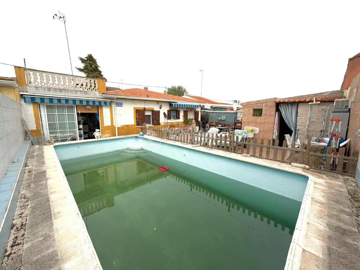 Piscina de Casa o chalet en venta en San Martín de la Vega con Calefacción, Jardín privado y Terraza