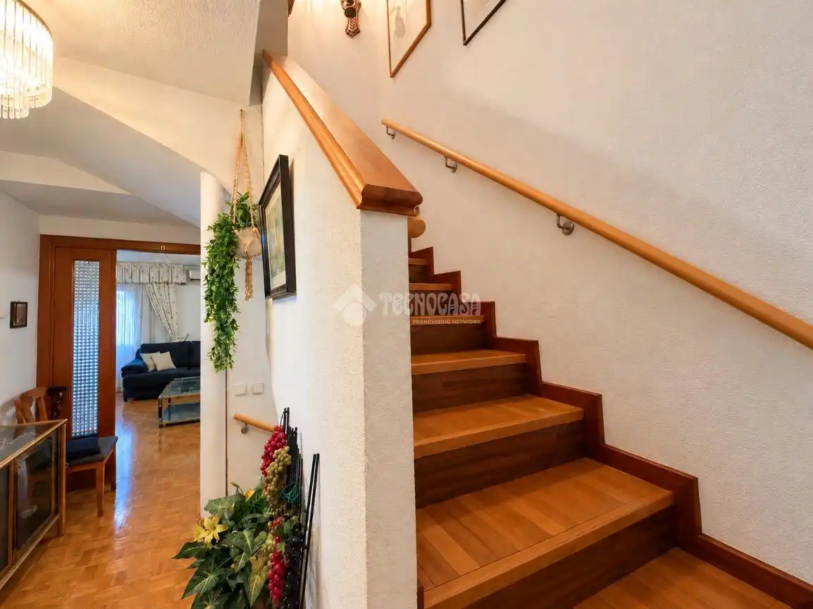 Casa pareada con jardín en venta en Casco Antiguo, imagen 15