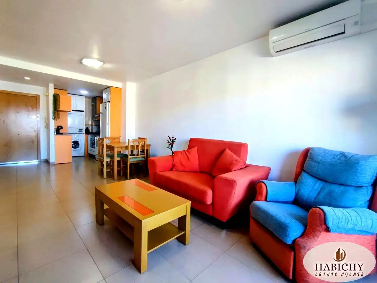Sala d'estar de Apartament de lloguer en Murcia amb Aire condicionat, Balcó i Alarma